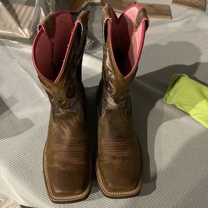 Ariat square toe boots